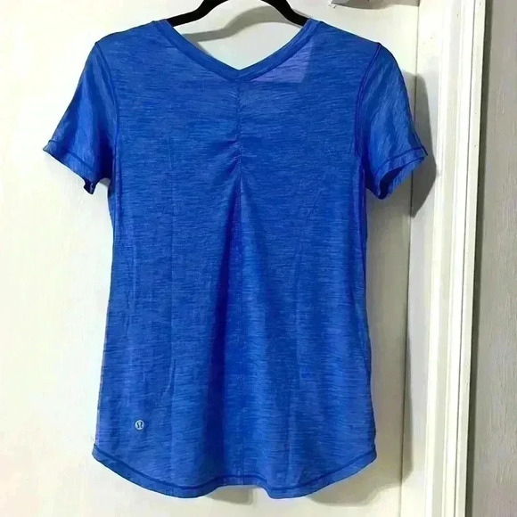 lululemon athletica Tops - Lululemon  Short Sleeve Shirt Heathered Blue